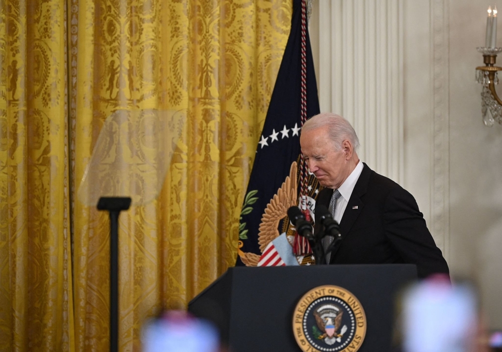 Gyárlátogatáson tévedt el Joe Biden + videó