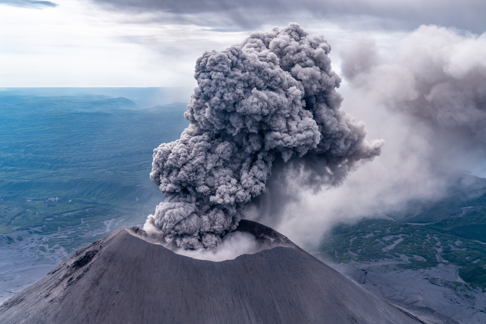Gondot okozhat a légi közlekedésben a kamcsatkai vulkánkitörés