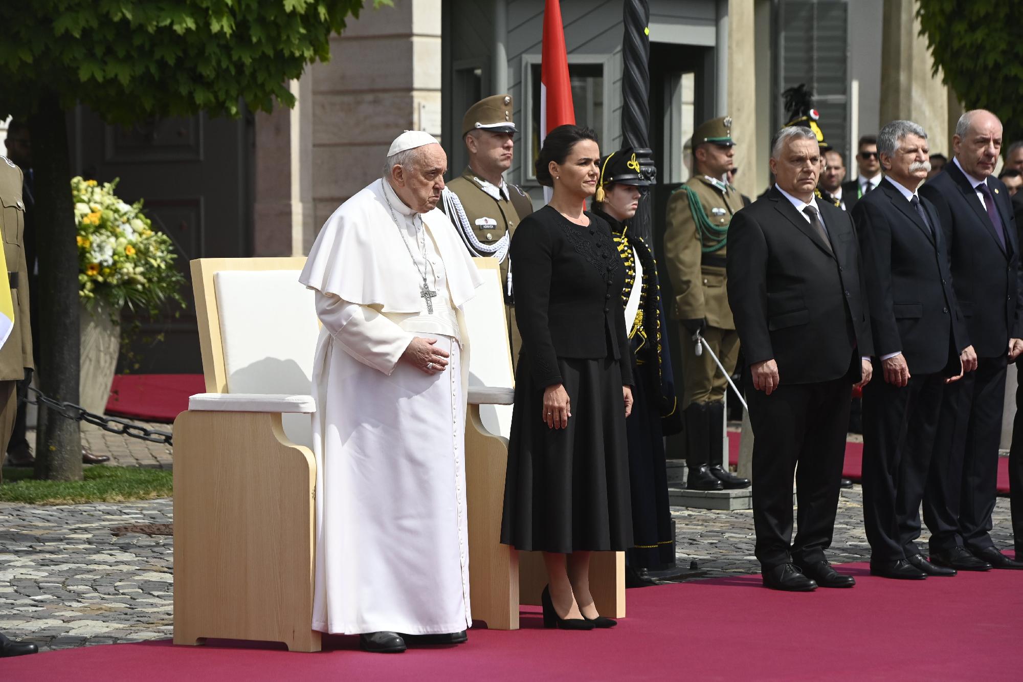 Orbán Viktor tárgyalása a Szentatyával: Magyarországon a kereszténységnek nemzetmegtartó ereje van + videó