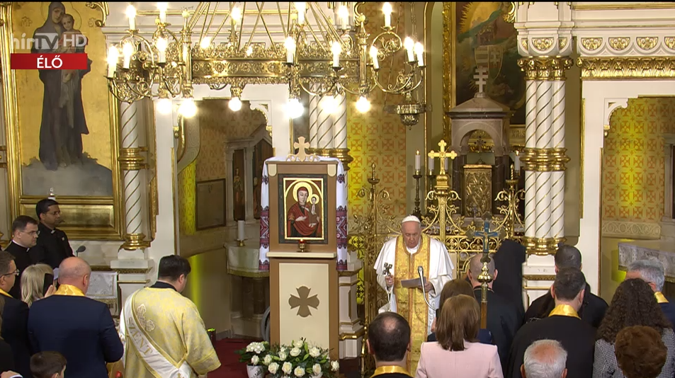 Ferenc pápa látogatása a görögkatolikus Istenszülő oltalma templomban