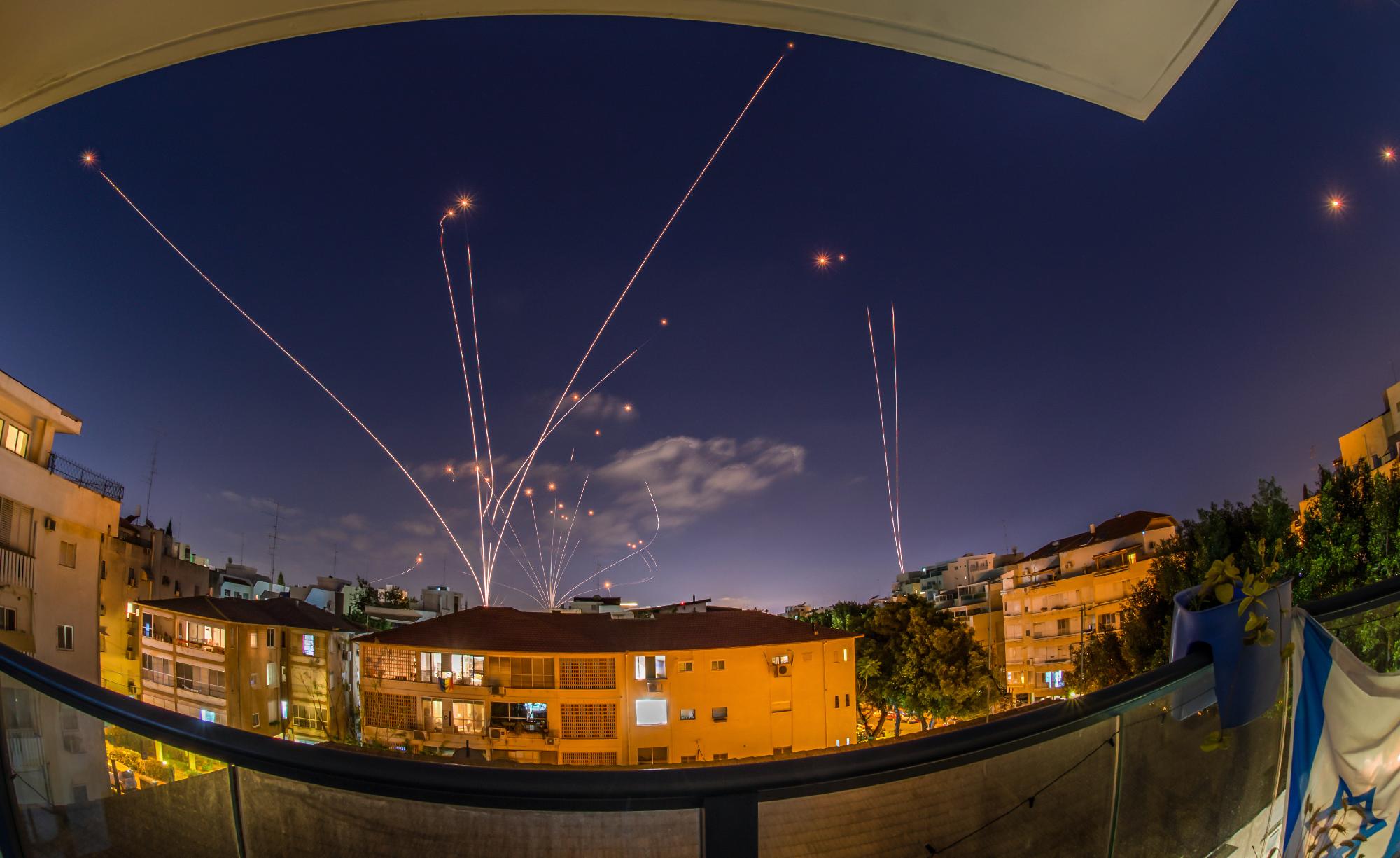 Harminc rakétát indítottak Izrael felé