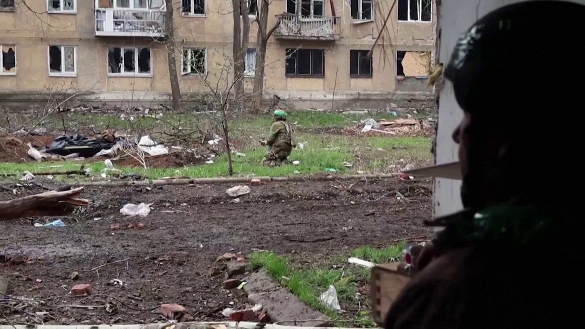 Sikeres ukrán ellentámadás Bahmutnál