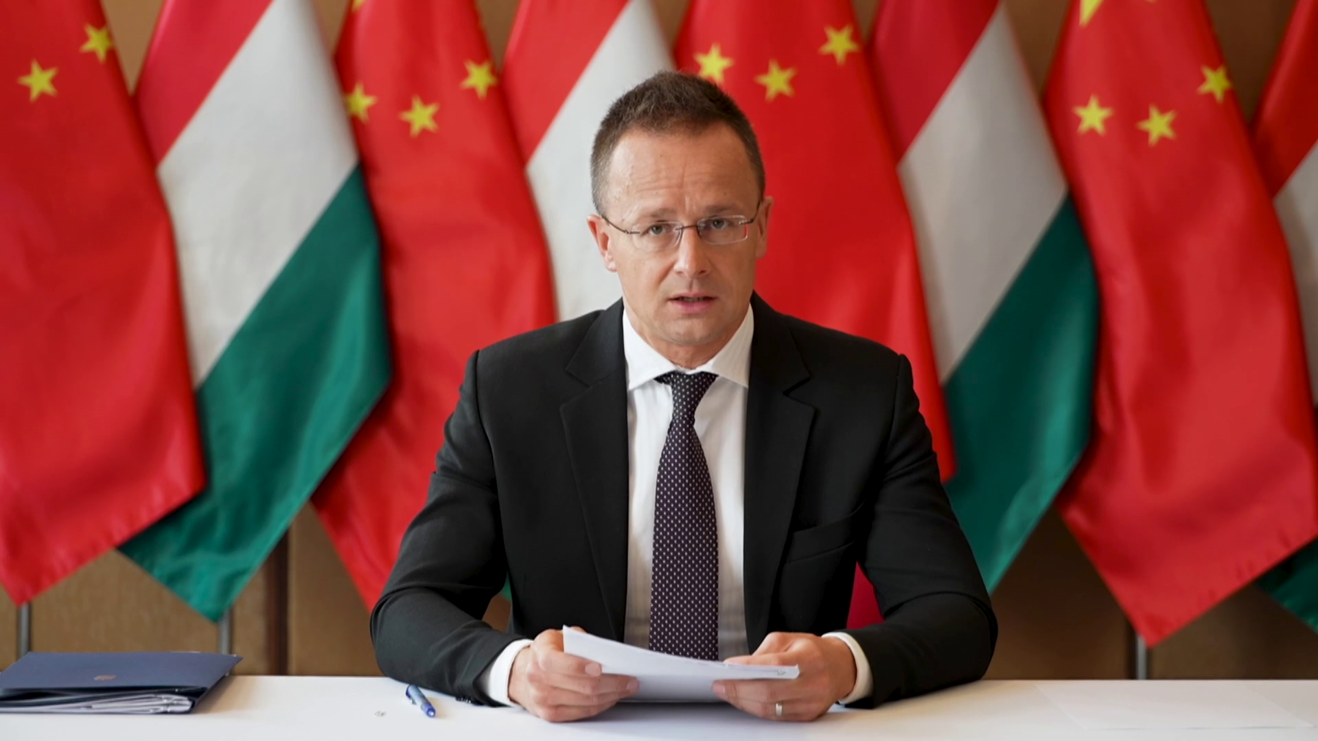 Szijjártó Péter: Magyarország és Kína a béke pártján áll