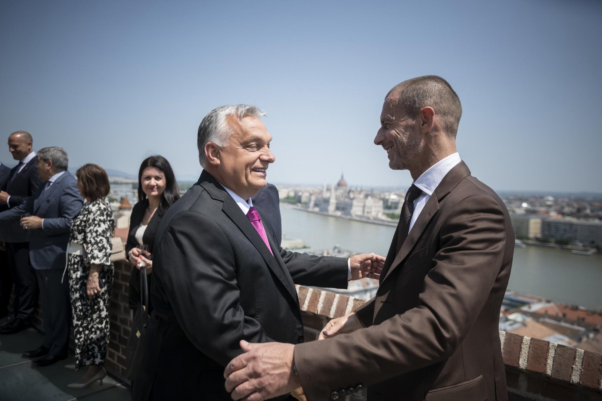Orbán Viktor fogadta az UEFA vezetőit