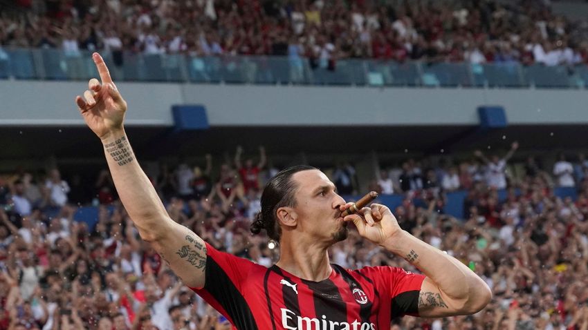  Zlatan Ibrahimovic bejelentette visszavonulását 