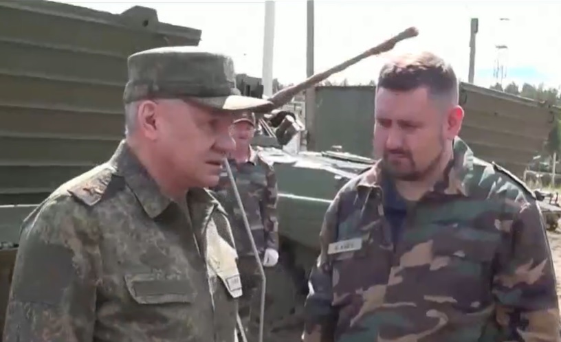 Szergej Sojgu: Visszavertük a páncélosokkal támadó ukránokat