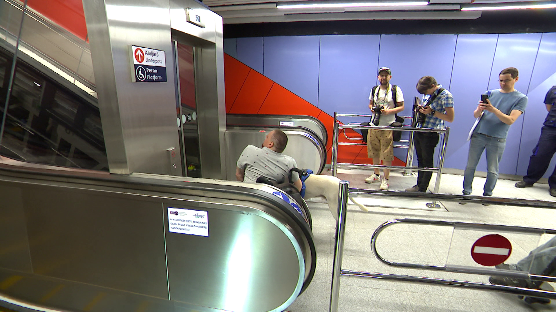 A BKV az utasokat okolja az M3-as metró liftjeinek meghibásodásaiért