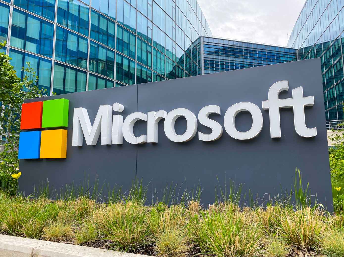 Eljárást indított a Gazdasági Versenyhivatal a Microsoft ellen