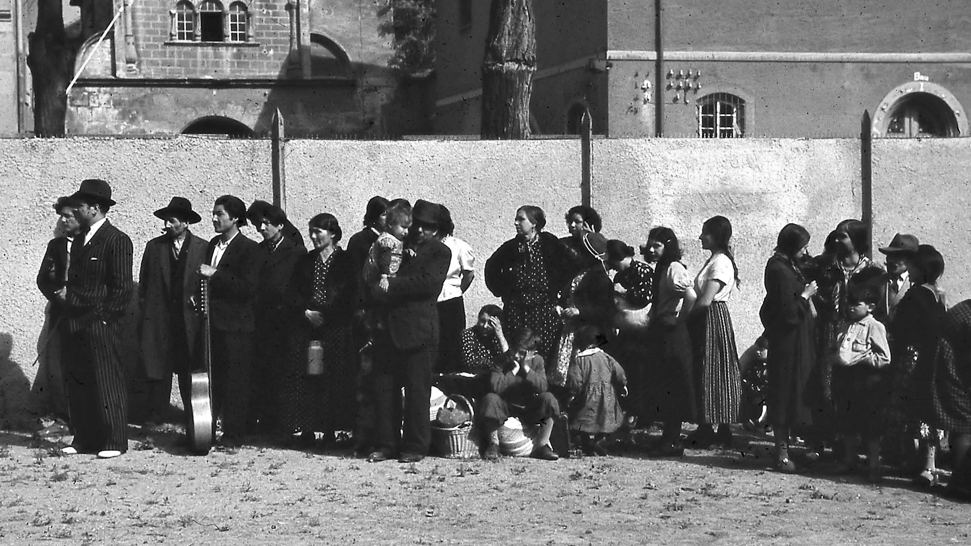 Napindító - Megemlékezés a holokauszt roma áldozatairól