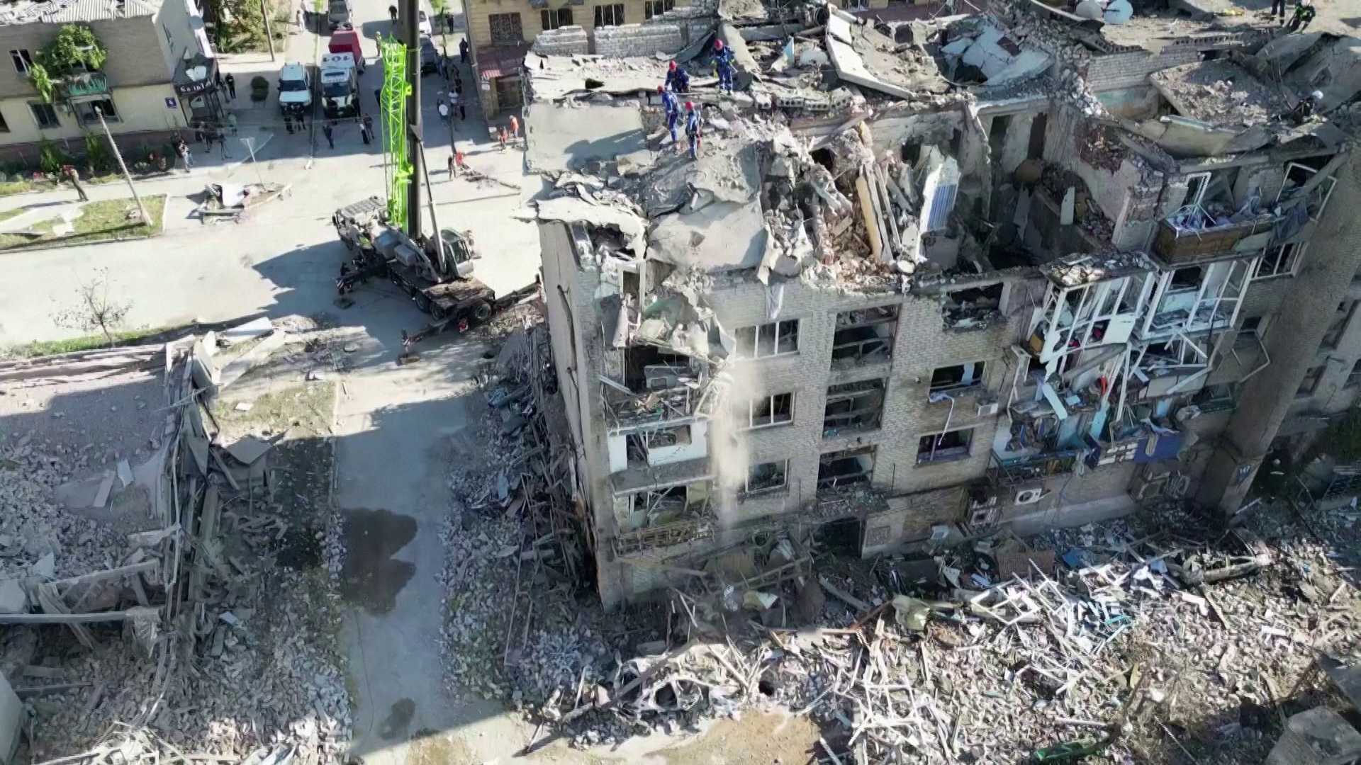 Az ukrán elnök szerint az orosz erők szándékosan támadtak mentőalakulatokat Pokrovszknál