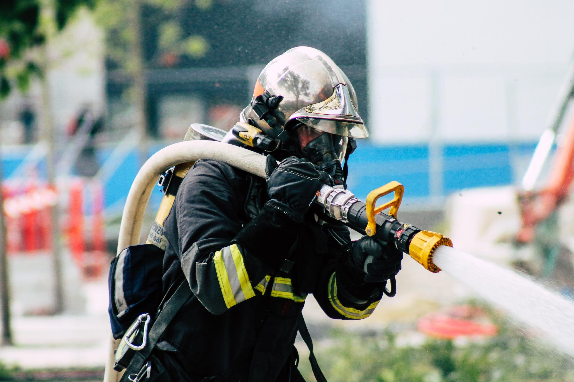 Tűz ütött ki egy franciaországi üdülőben, többen eltűntek
