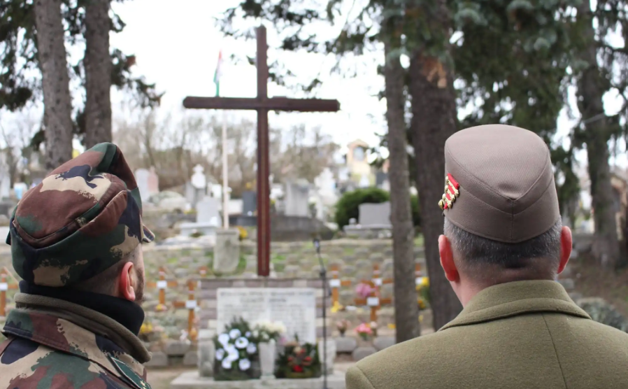 Hősi halott magyar katonákat exhumáltak Mogyoródon