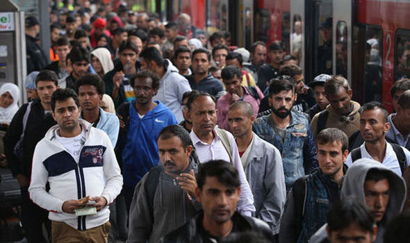 Növekvő számok: már több mint hárommillió bevándorló él Németországban