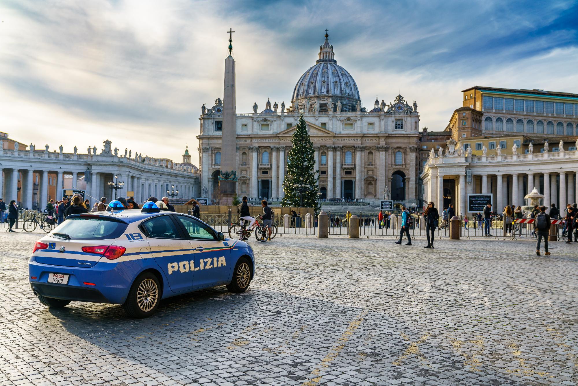 A Vatikán körül is megerősítették a biztonsági készültséget