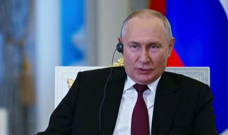 Vlagyimir Putyin a háború békés lezárásáról beszélt