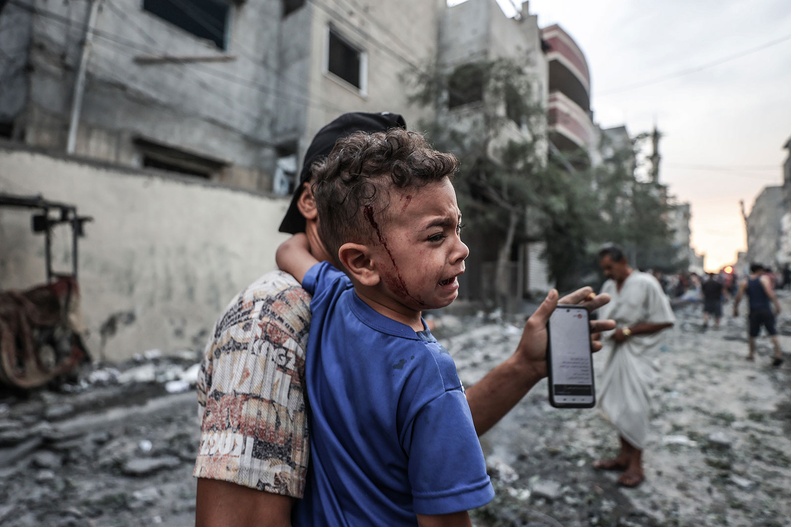 Az UNICEF szerint 2000-nél is több gyerek halt már meg a Gázai övezetben