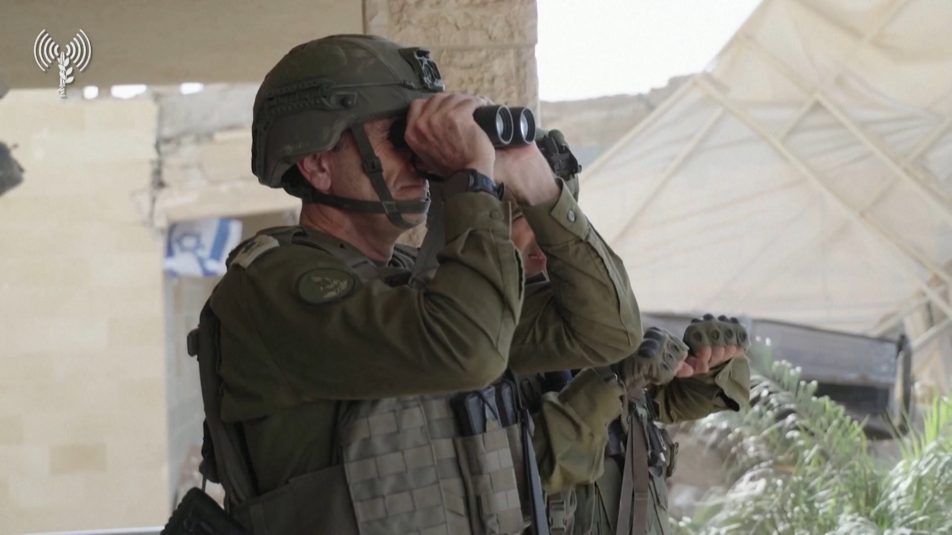 Tűzszünet nincs, az izraeli hadsereg beleegyezett a napi négy órás humanitárius szünetekbe + videó