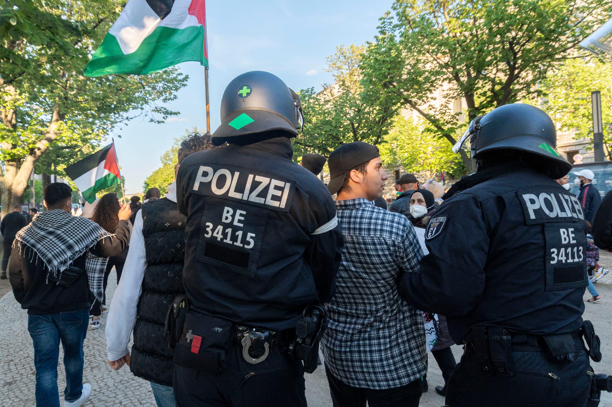Ezerkétszáz bűncselekményt követtek el eddig Berlinben a gázai konfliktussal összefüggésben
