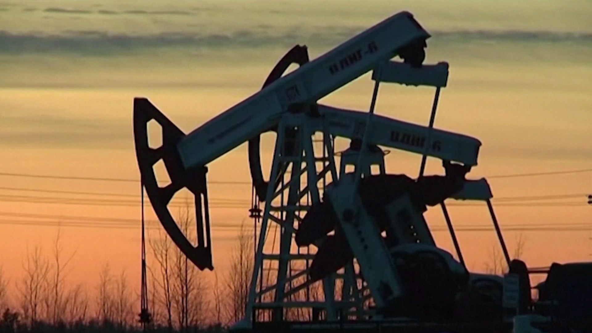 Washington Post: A Pentagon tiltott orosz olajat használ + videó
