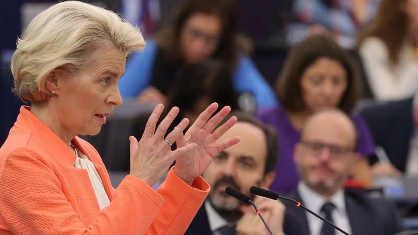 Az elhibázott szankciós politikát szorgalmazta a Magyarországot támadó Ursula von der Leyen