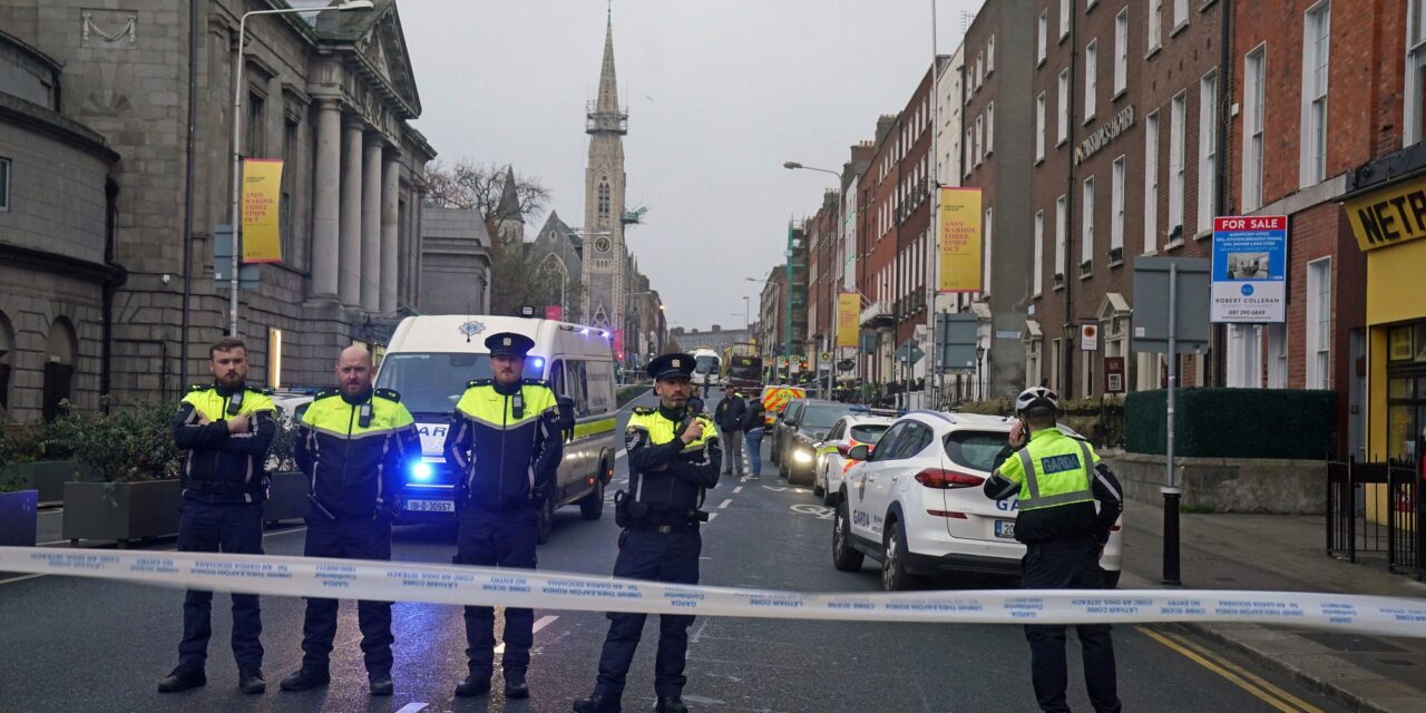 Brutális támadás Dublin belvárosában, gyerekek is a sérültek között + videó