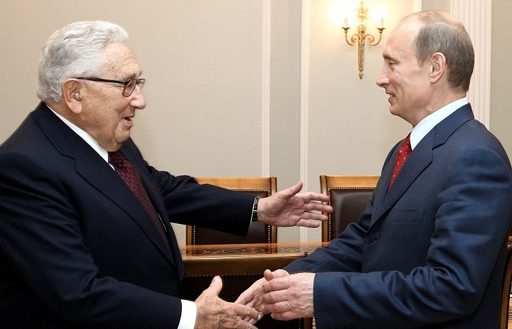 Vlagyimir Putyin is megszólalt Henry Kissinger halála kapcsán