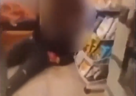 Késsel támadtak migránsok egy olasz házaspárra, a férj lelőtte őket + videó