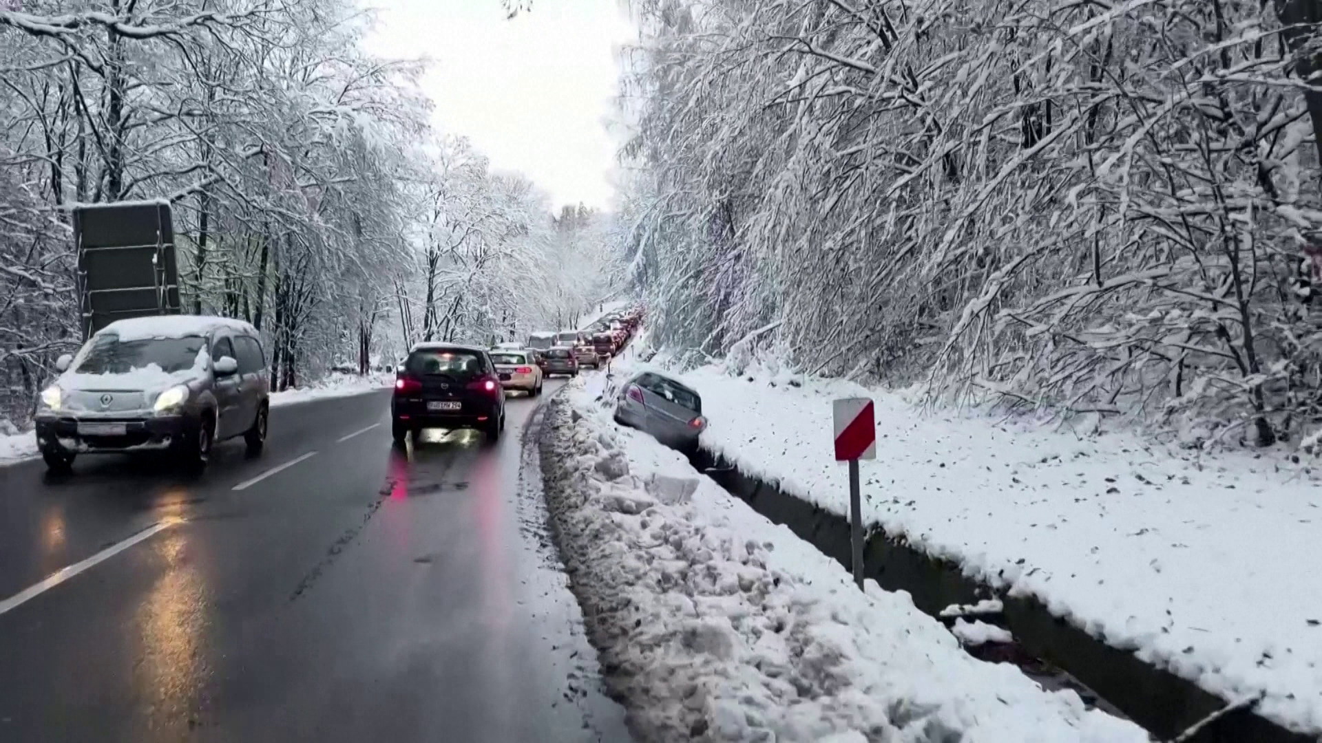 Radar - Közlekedési gondokat okozott a havazás + videó