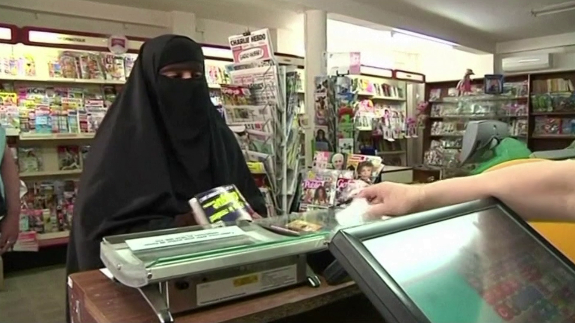 Az olaszok szerint a muszlim nők nem takarhatják el arcukat Itáliában + videó