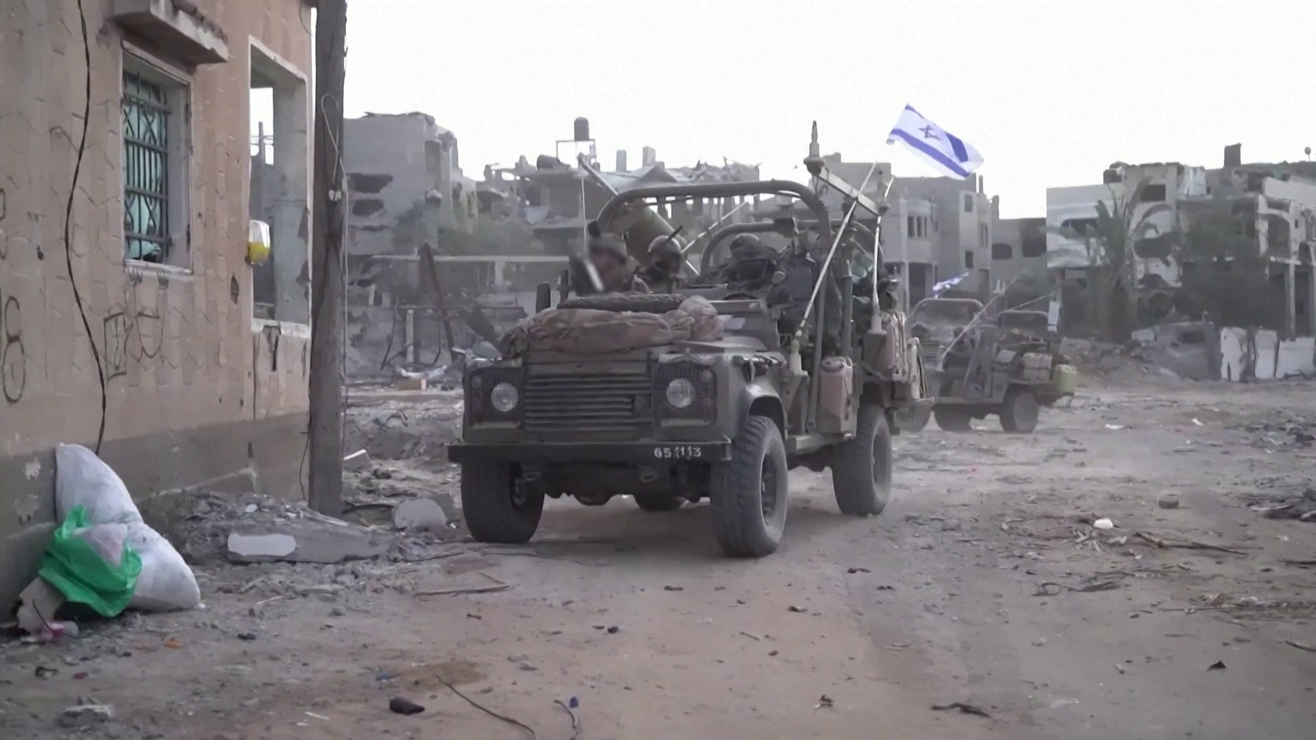 Kiterjeszti katonai akcióját a zsidó állam a Gázai övezetben + videó