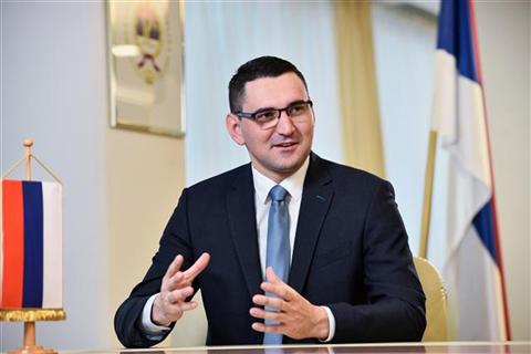 Paradoxonnak nevezte a boszniai szerb miniszter, hogy az EU számára Ukrajna vonzóbb, mint Bosznia-Hercegovina