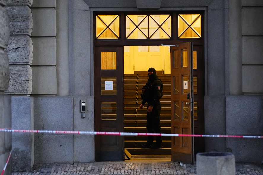 Még jó sokáig zárva marad a prágai Károly Egyetem főépülete
