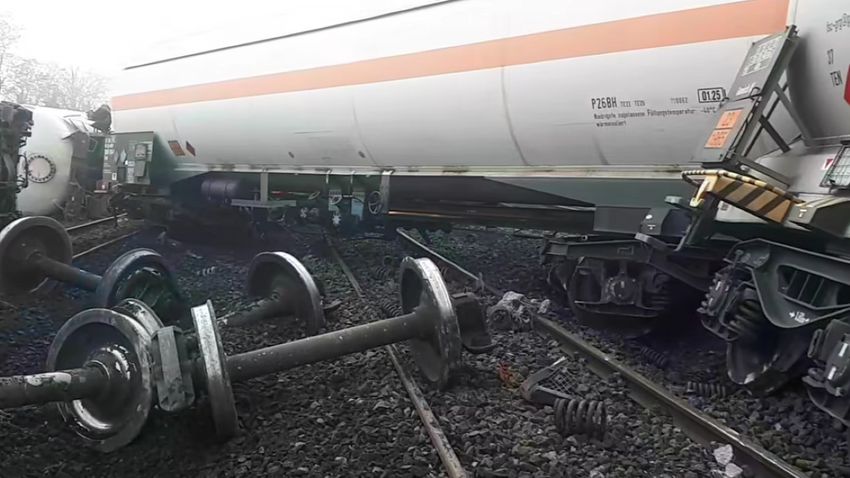 MÁV: folyik a műszaki mentés a Nagymaros és Verőce közötti vasúti szakaszon + videó