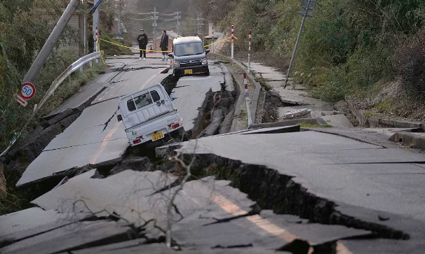 Napról napra nő a japán földrengés halálos áldozatainak a száma + videó