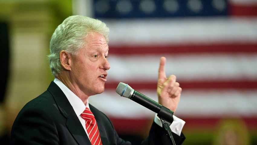,,Bill Clinton fiatalon szereti őket''– részletek a Jeffrey Epstein-aktákból