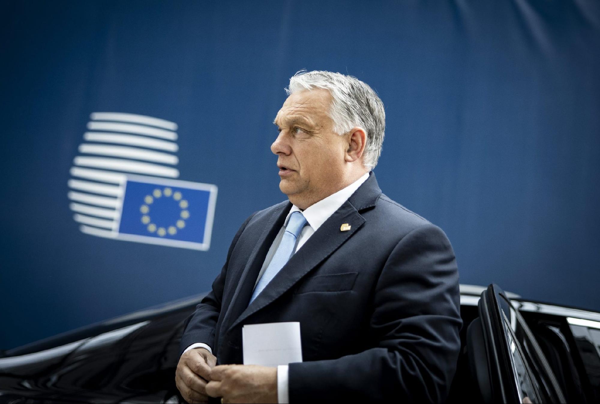 A brüsszeli intézményrendszer egy emberként rohan sikítozva a kapuk elé Orbán Viktor miatt