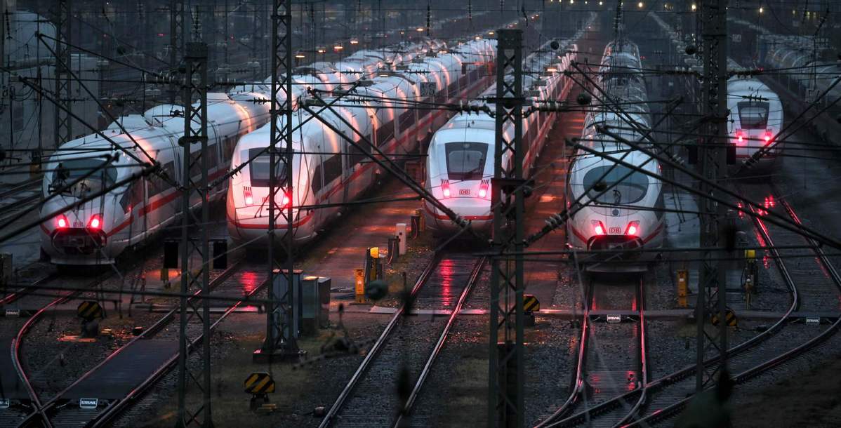 Napokra leállhat a vasúti forgalom Németországban