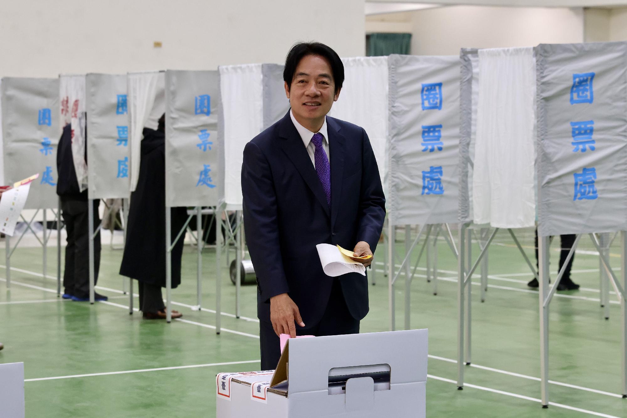  Tajvanon a kormányzópárt jelöltje nyerte az elnökválasztást + videó