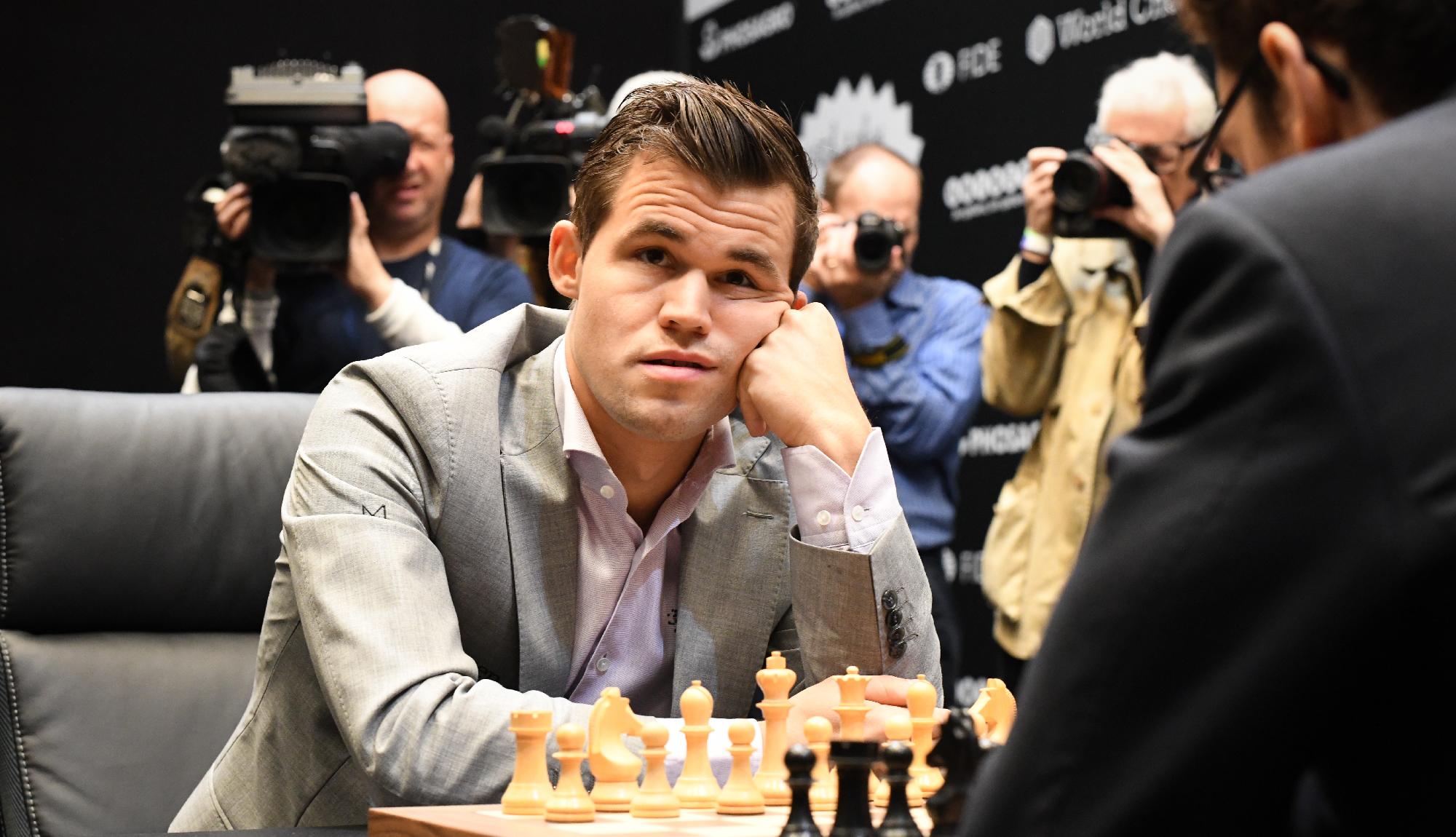 Magnus Carlsen hivatalosan is visszalépett a sakkvilágbajnok-jelöltek tornájától