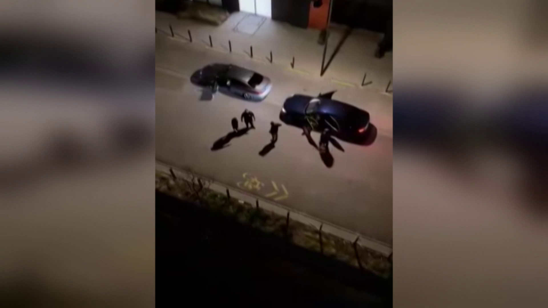 Gumilövedékes fegyverrel lövöldözött egy férfi Újbudán + videó