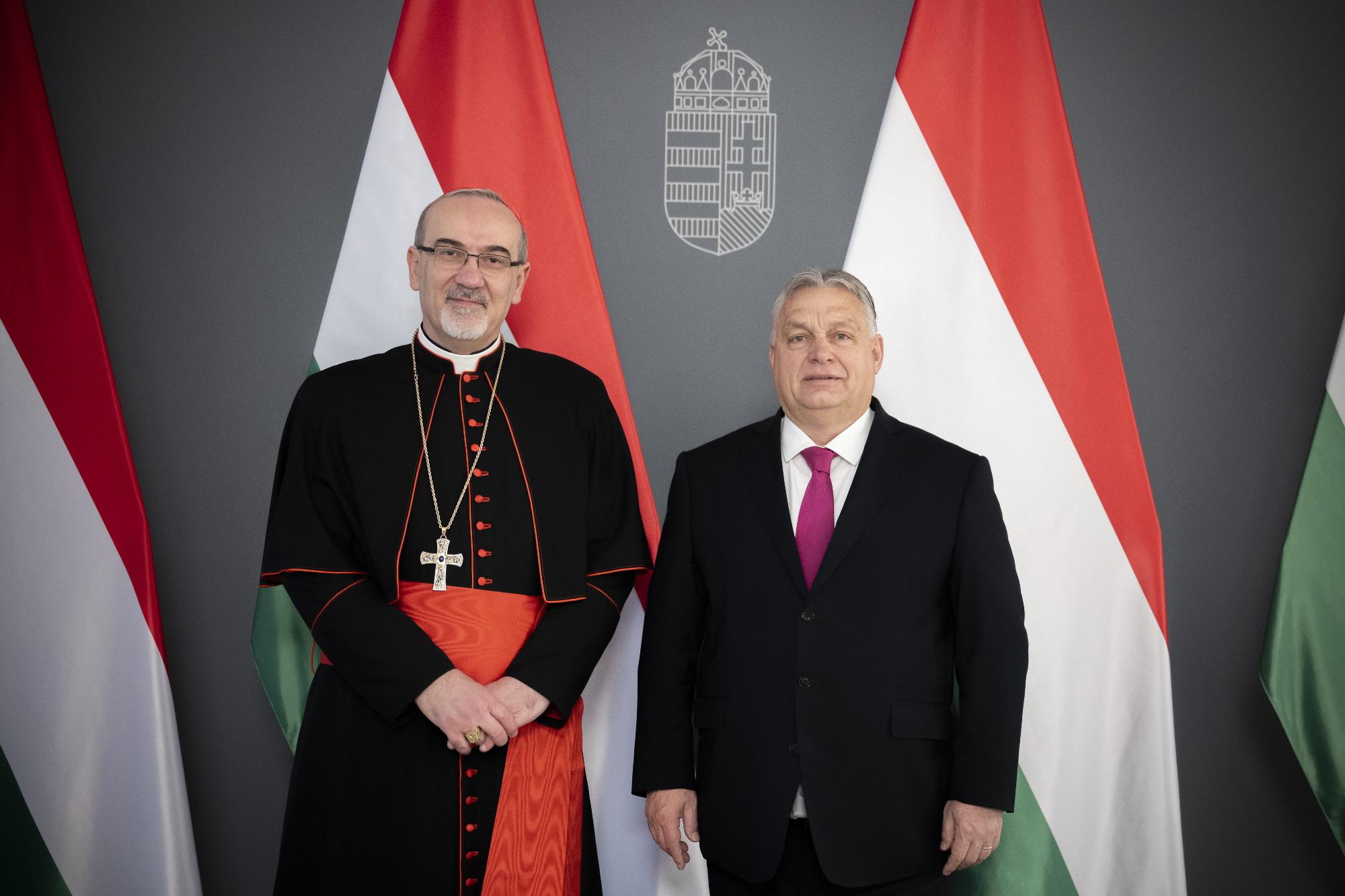 Orbán Viktor: A közel-keleti keresztényeket is meg kell védeni