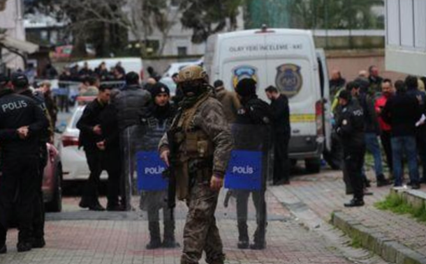 Elfogták a keresztény hívekre szentmise alatt támadó iszlamistákat Törökországban
