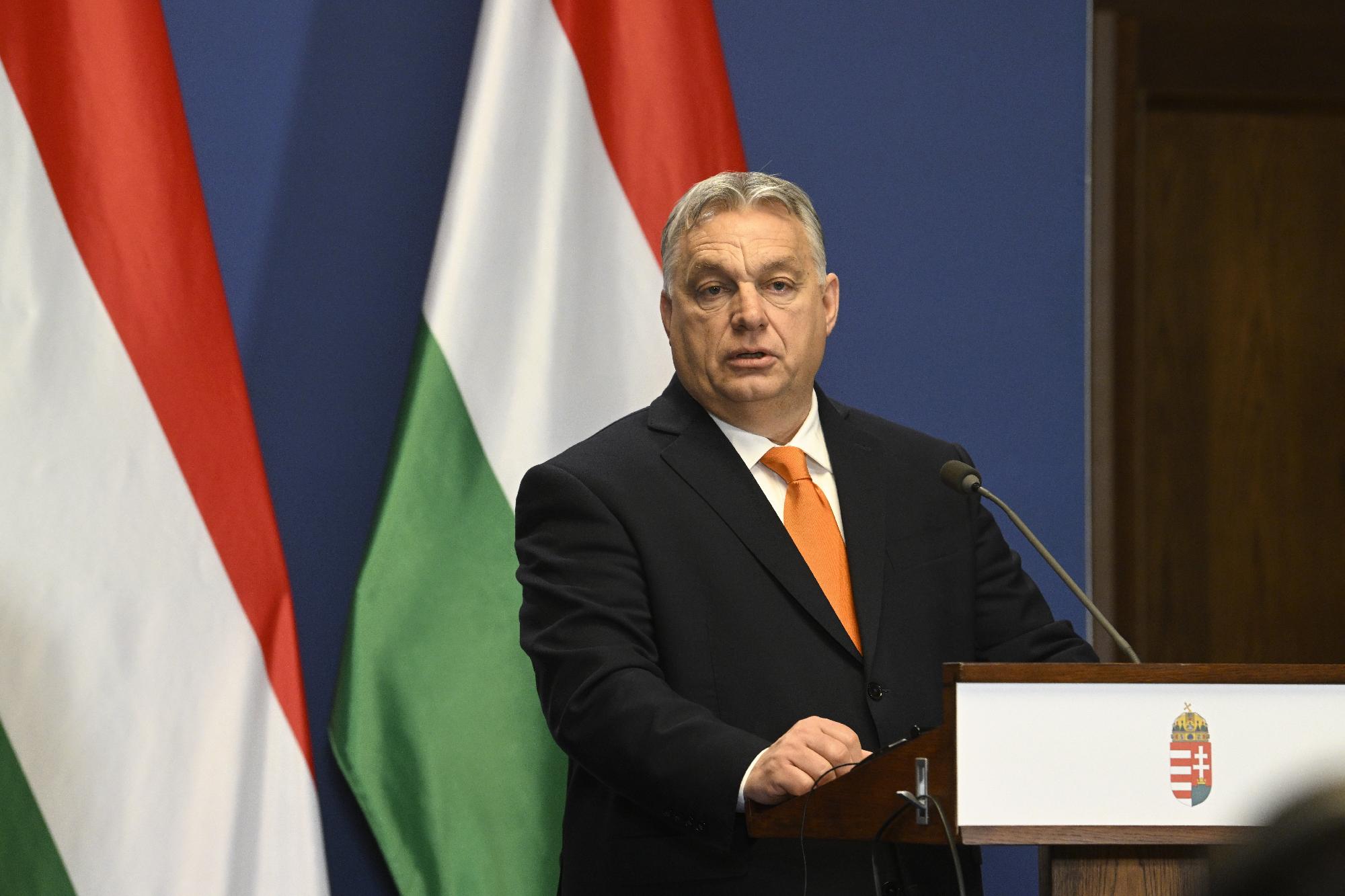 Orbán Viktor vétójától rettegnek Brüsszelben