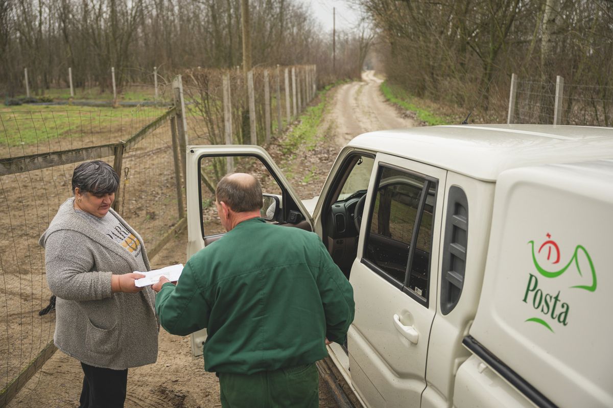 Gumilövedékekkel támadják a pénzes postásokat