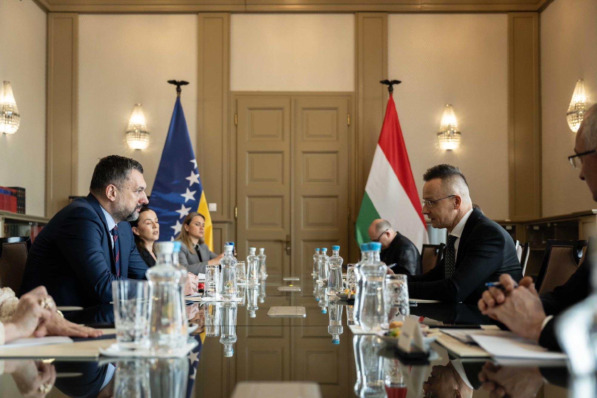 Magyarország minden támogatást megad Bosznia-Hercegovinának a későbbi EU-csatlakozáshoz + videó