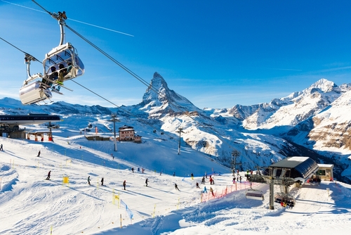 Holtan találtak rá a svájci Alpokban eltűnt síelő társaság több tagjára