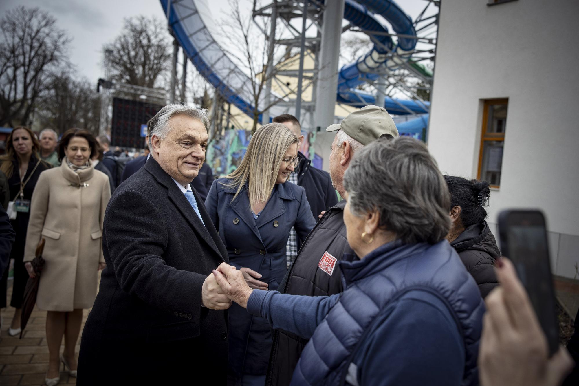 Orbán Viktor: a Hagymatikum hazánk és valószínűleg az egész világ legszebb termálfürdője + videó