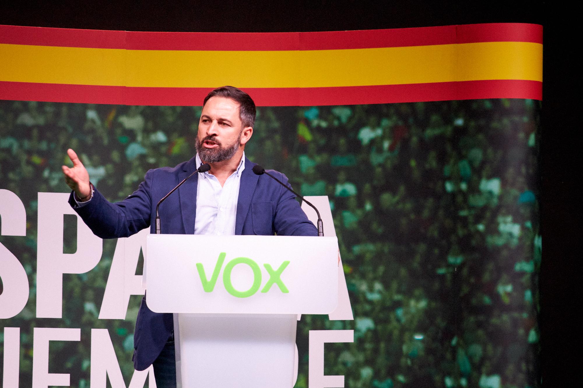 Orbán Viktort is méltatta és a hazafiak globális szövetsége mellett szólalt fel a spanyol Vox párt elnöke