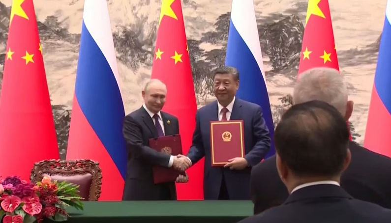 Láncreakció - A Nyugat „ügyesen” összehozta az orosz-kínai koalíciót + videó