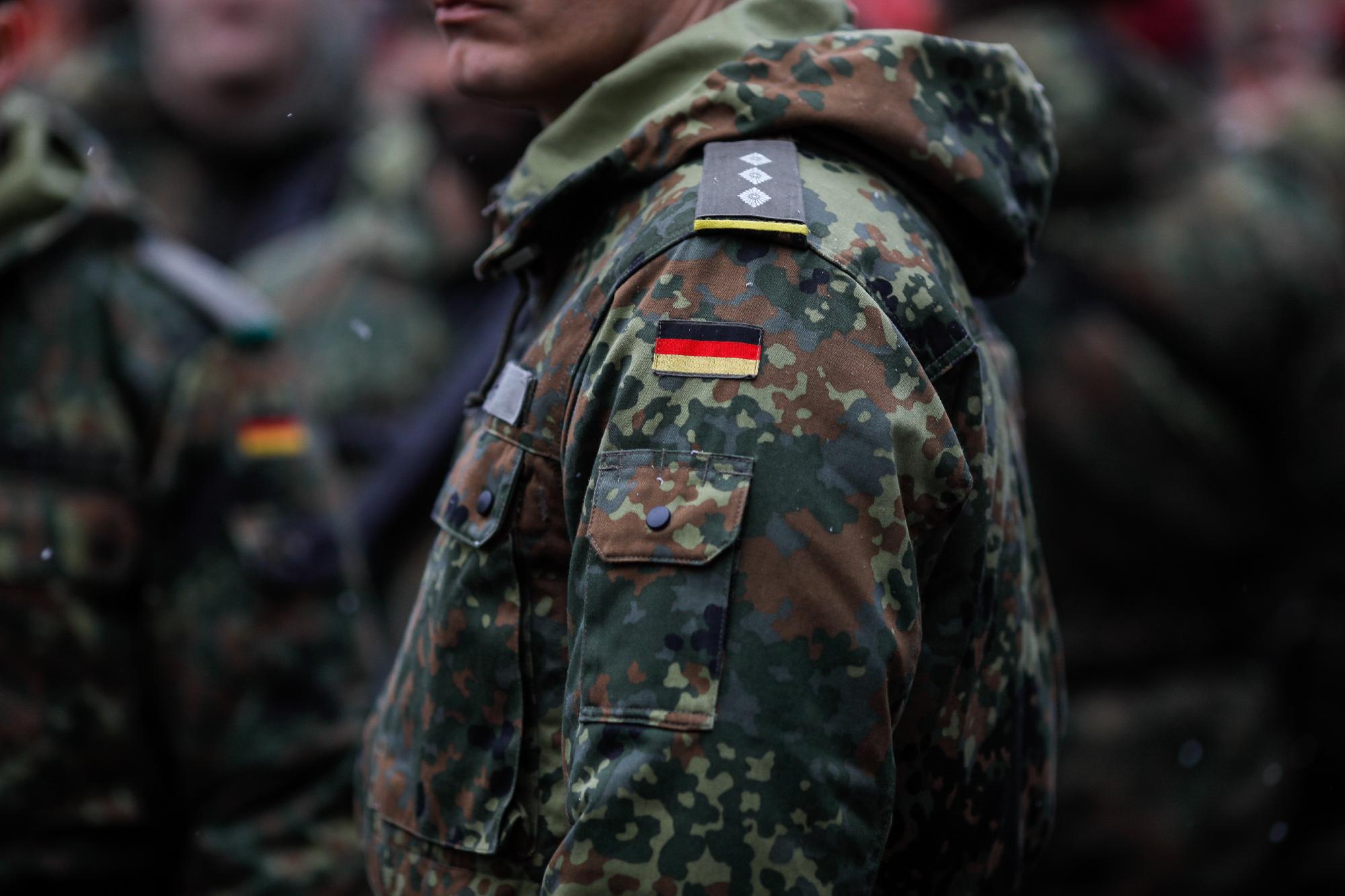 Felkészülés a háborúra - több tízezerrel növelik a német tartalékosok létszámát